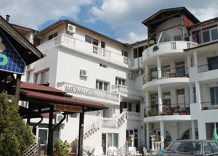 Hotel Family Ludo *